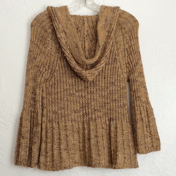 BCBG MaxAzria chunky cardigan, 3/4 bell sleeves - Picture 2 of 8